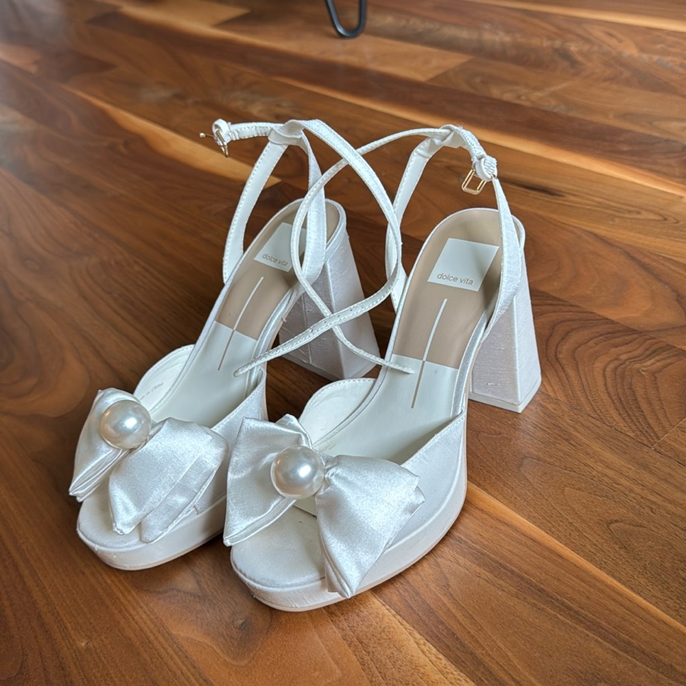 Dolce Vita Ivory Satin “Patton” heels
